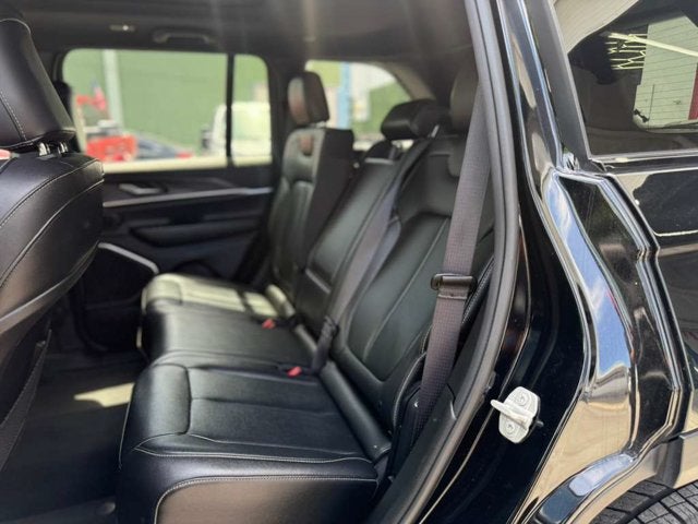 2024 Jeep Grand Cherokee 4xe Anniversary Edition