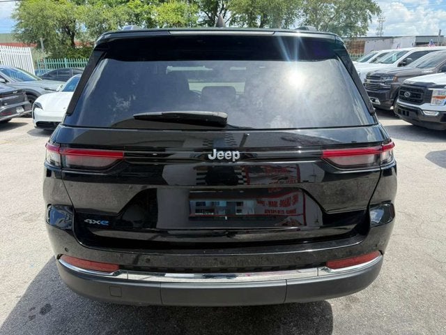2024 Jeep Grand Cherokee 4xe Anniversary Edition