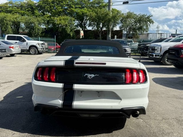 2022 Ford Mustang EcoBoost Premium