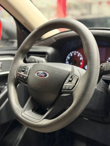 2023 Ford Explorer Base