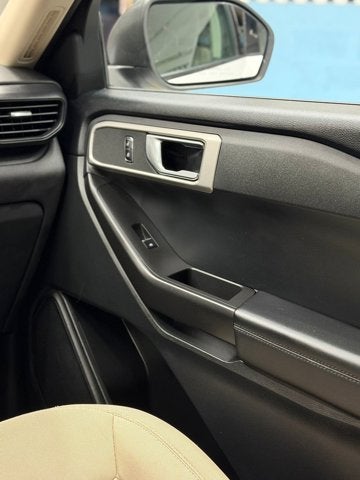 2023 Ford Explorer Base