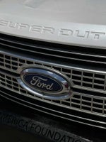 2017 Ford Super Duty F-250 SRW Platinum