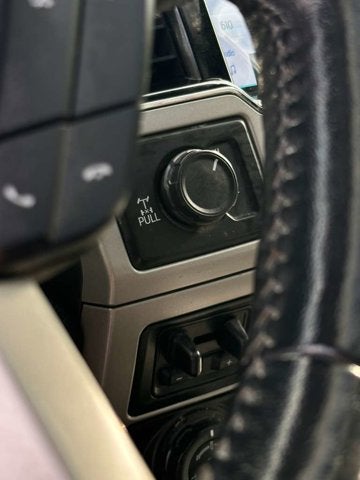 2022 Ford Super Duty F-250 SRW LARIAT