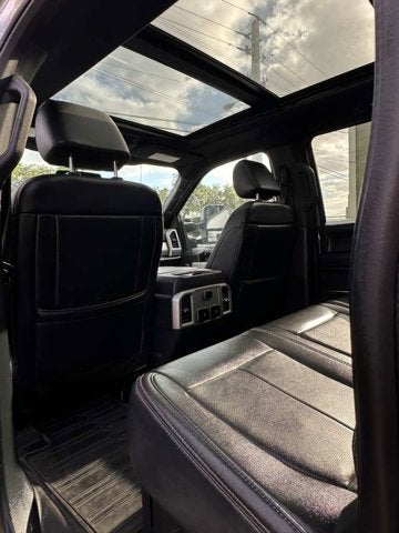 2022 Ford Super Duty F-250 SRW LARIAT