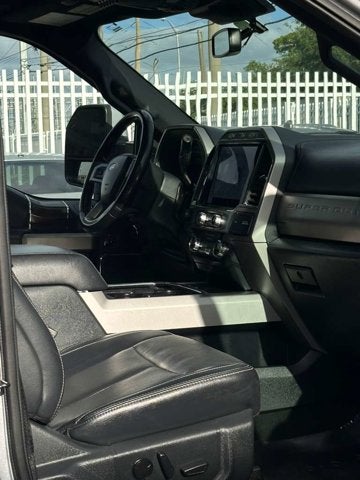 2022 Ford Super Duty F-250 SRW LARIAT