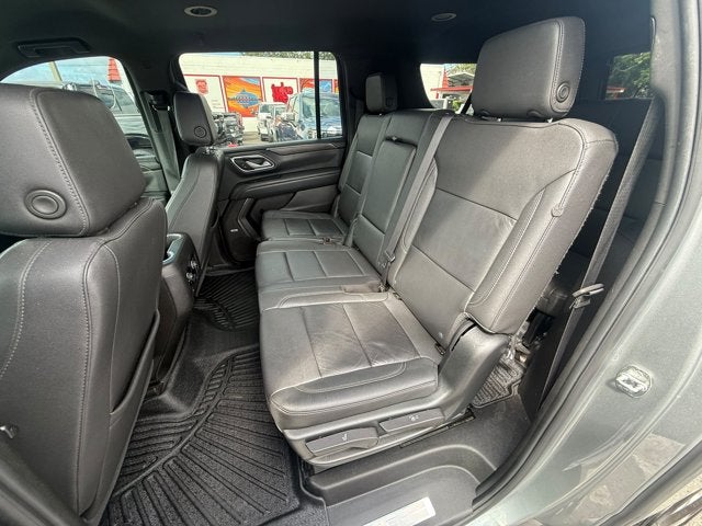 2023 Chevrolet Suburban LT