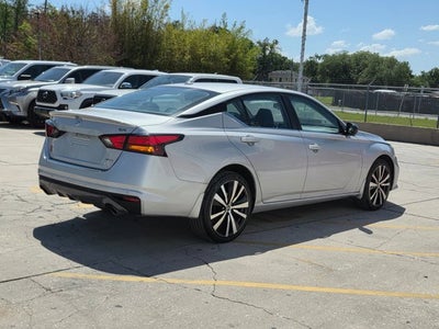 2021 Nissan Altima 2.5 SR