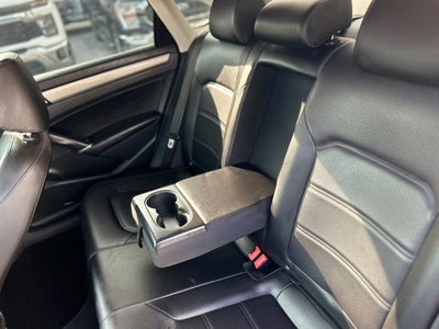 2022 Volkswagen Passat 2.0T SE