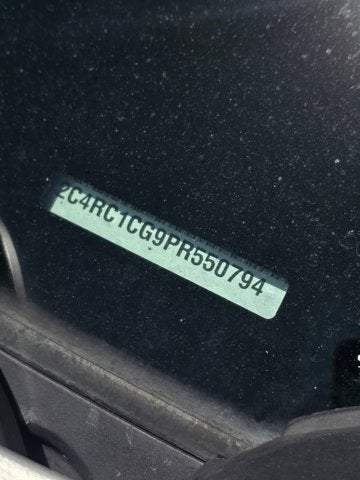 2023 Chrysler Voyager LX