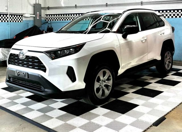 2021 Toyota RAV4 LE