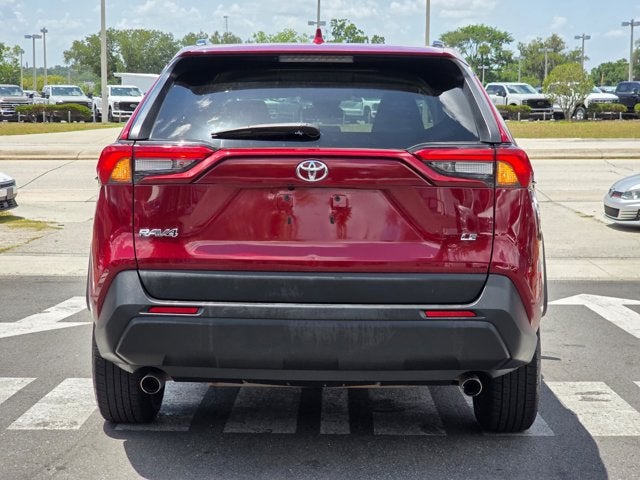2021 Toyota RAV4 LE