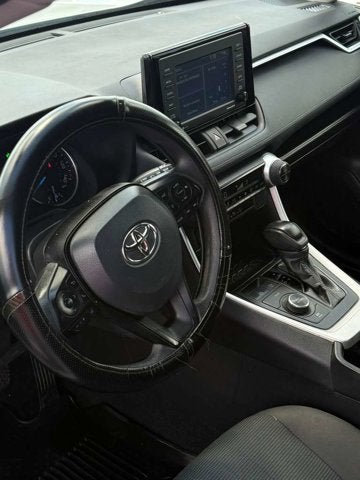 2022 Toyota RAV4 Hybrid LE