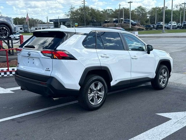 2022 Toyota RAV4 Hybrid LE
