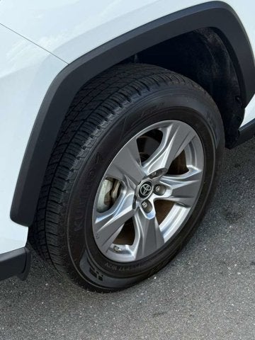 2022 Toyota RAV4 Hybrid LE