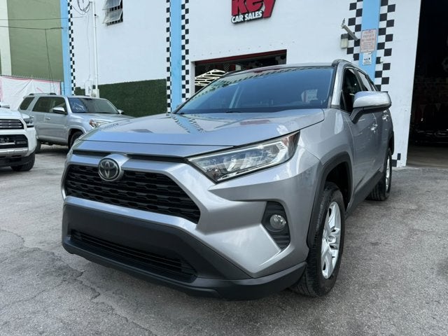 2020 Toyota RAV4 XLE