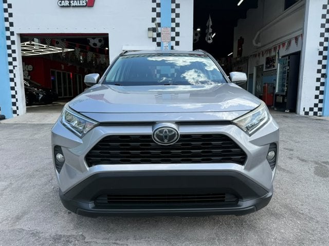 2020 Toyota RAV4 XLE