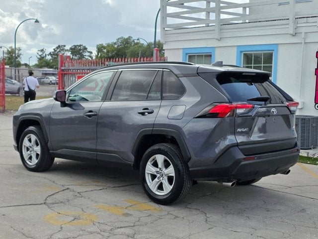 2020 Toyota RAV4 XLE