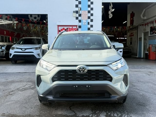 2023 Toyota RAV4 XLE