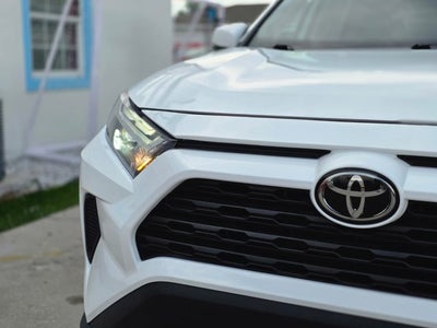 2022 Toyota RAV4 XLE
