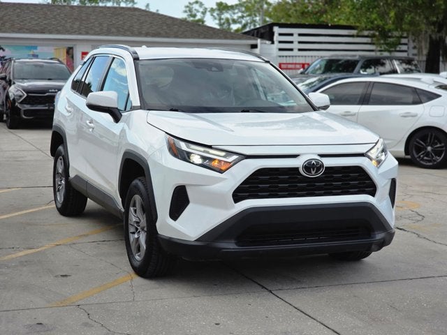2022 Toyota RAV4 XLE
