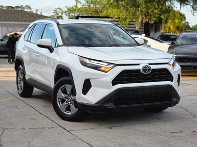 2023 Toyota RAV4 XLE