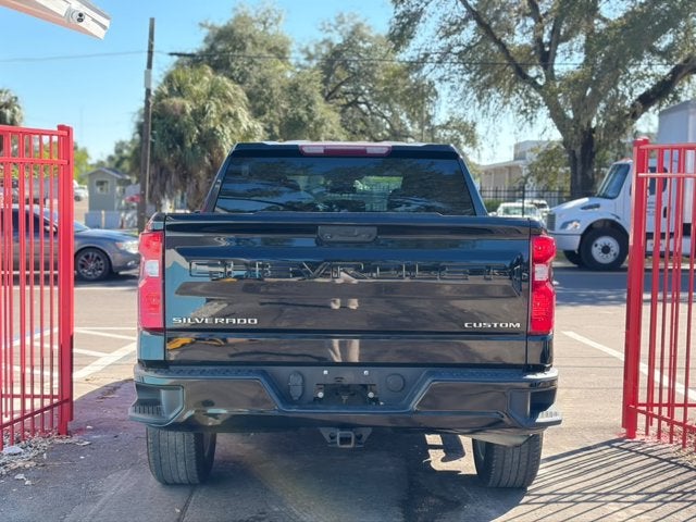 2022 Chevrolet Silverado 1500 Custom