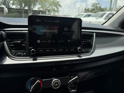 2022 Kia Rio LX