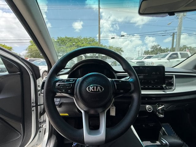 2022 Kia Rio LX