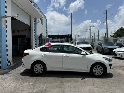 2022 Kia Rio LX
