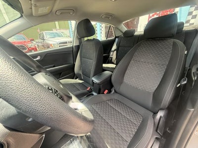 2022 Kia Rio S