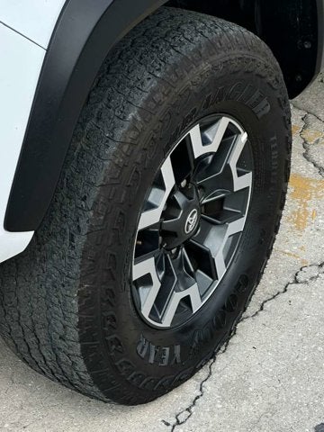 2023 Toyota Tacoma 4WD TRD Off Road