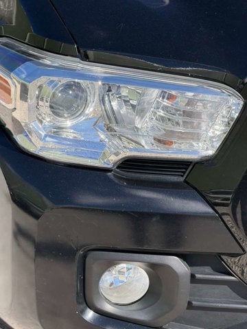 2022 Toyota Tacoma 2WD SR