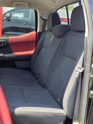 2022 Toyota Tacoma 2WD SR5