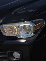 2022 Toyota Tacoma 2WD SR5