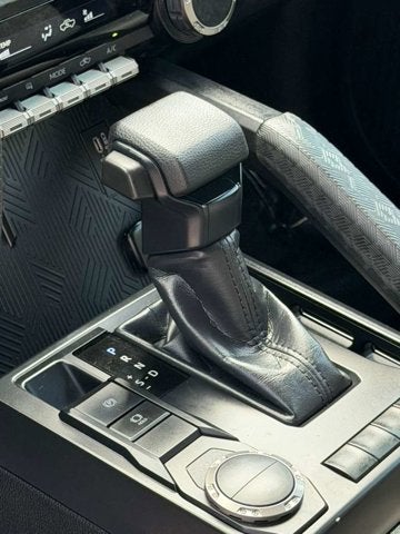 2024 Toyota Tacoma 2WD SR5