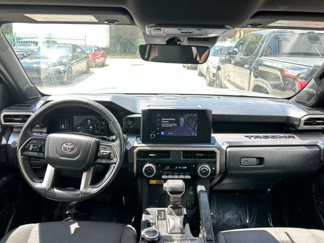 2025 Toyota Tacoma 4WD SR5