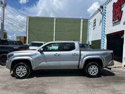 2025 Toyota Tacoma 4WD SR5
