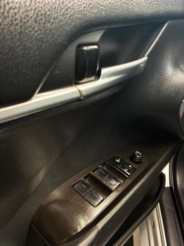 2023 Toyota Camry Hybrid LE