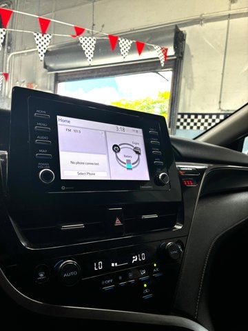 2023 Toyota Camry Hybrid LE