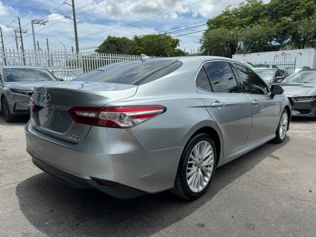 2020 Toyota Camry Hybrid XLE