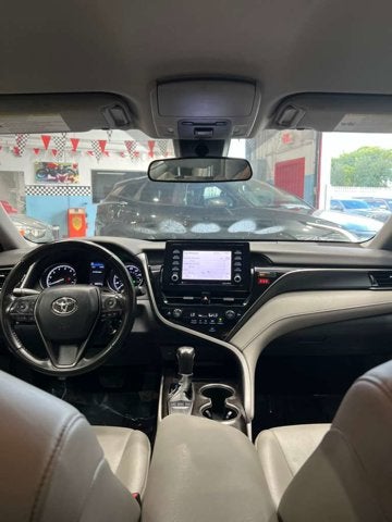 2023 Toyota Camry Hybrid SE Nightshade