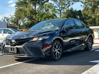 2023 Toyota Camry Hybrid SE Nightshade