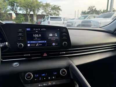 2022 Hyundai Elantra SEL