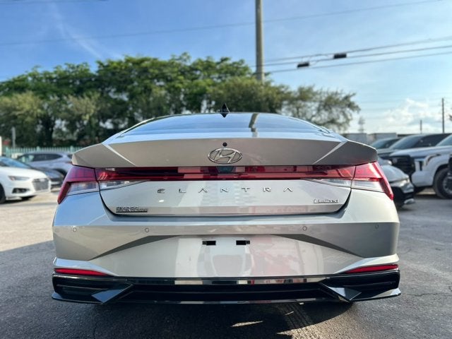 2022 Hyundai Elantra Limited