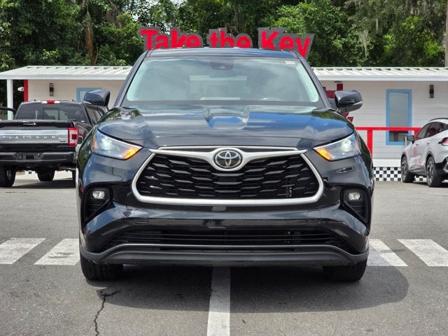 2022 Toyota Highlander LE