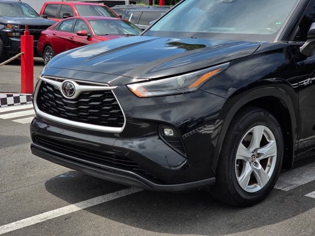 2022 Toyota Highlander LE