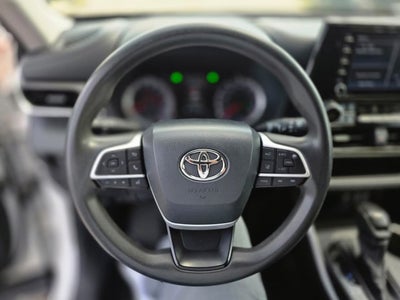 2022 Toyota Highlander L