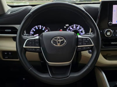 2023 Toyota Highlander XLE