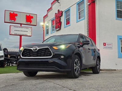 2023 Toyota Highlander XLE
