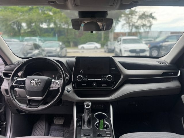 2023 Toyota Highlander LE